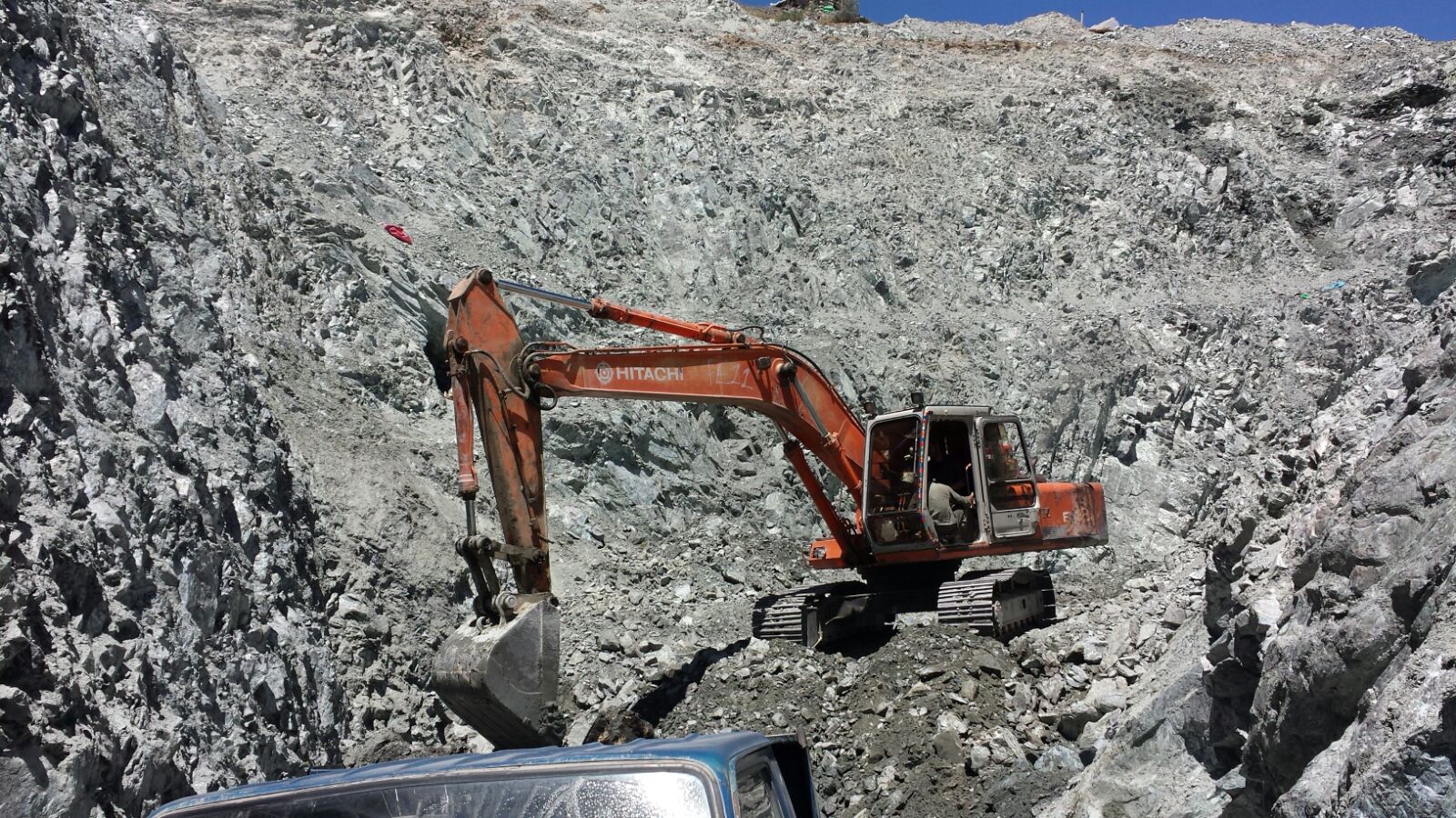 Stones_Haenni_Bagger