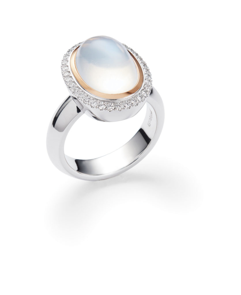 1-19_Jewellery_Bolli_Ring_RG_WG_Mondstein