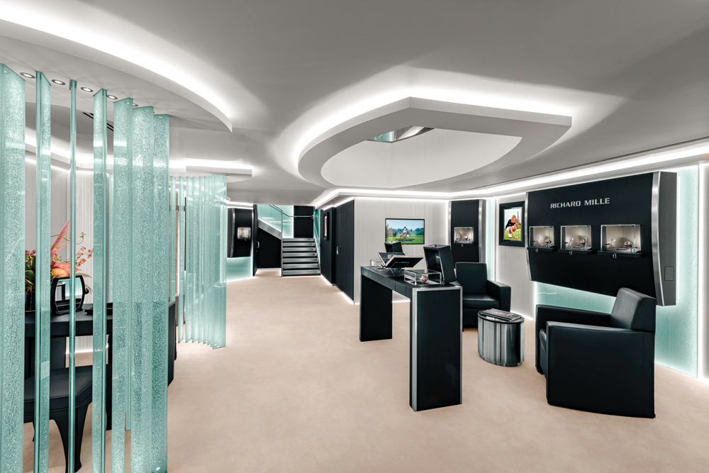 6-19_Watches_Horlogerie-RICHARD-MILLE-LONDON-BOUTIQUE-Philippe-Louzon