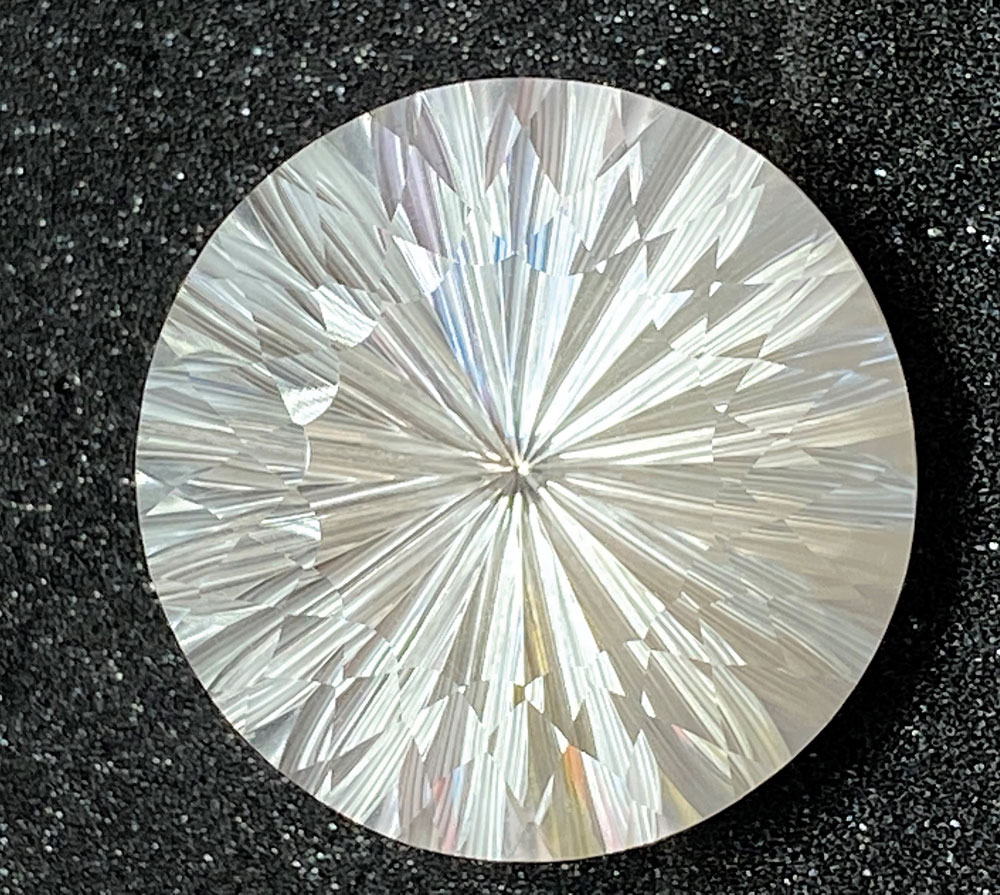 4-2020-Stones_Lips_Bergkristall