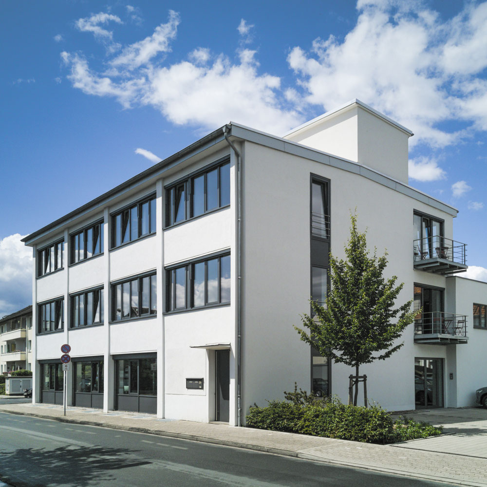 7-2020_Jewellery_Manu_Firmensitz_211-MANU-Schmuck-Standort-Gebäude-Hameln 7-2020_Jewellery_Manu_Firmensitz_211-MANU-Schmuck-Standort-Gebäude-Hameln