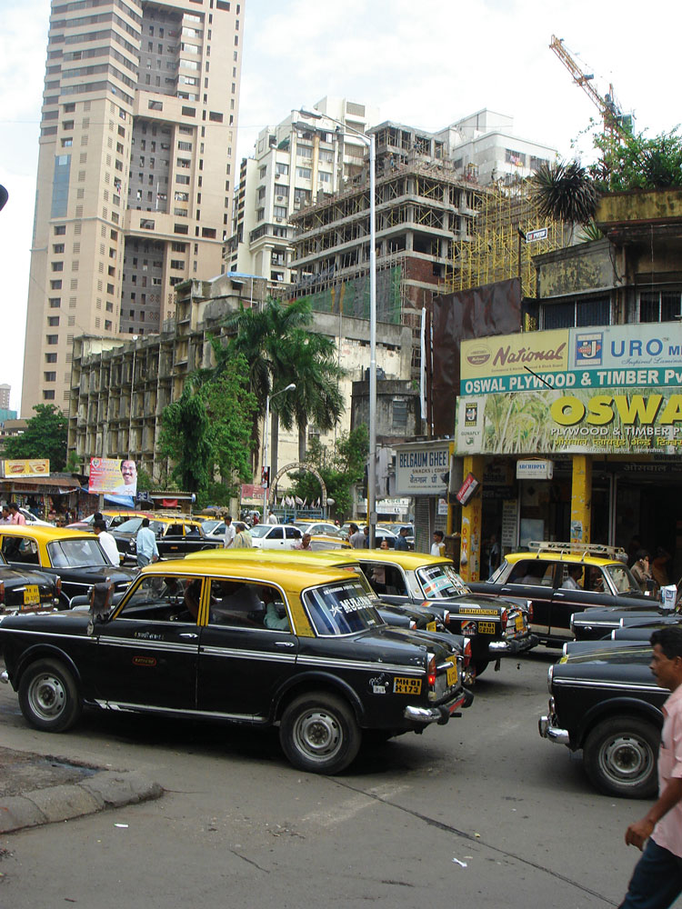 02-2021-Stones-Kulsen-07_Mumbai_Strasse