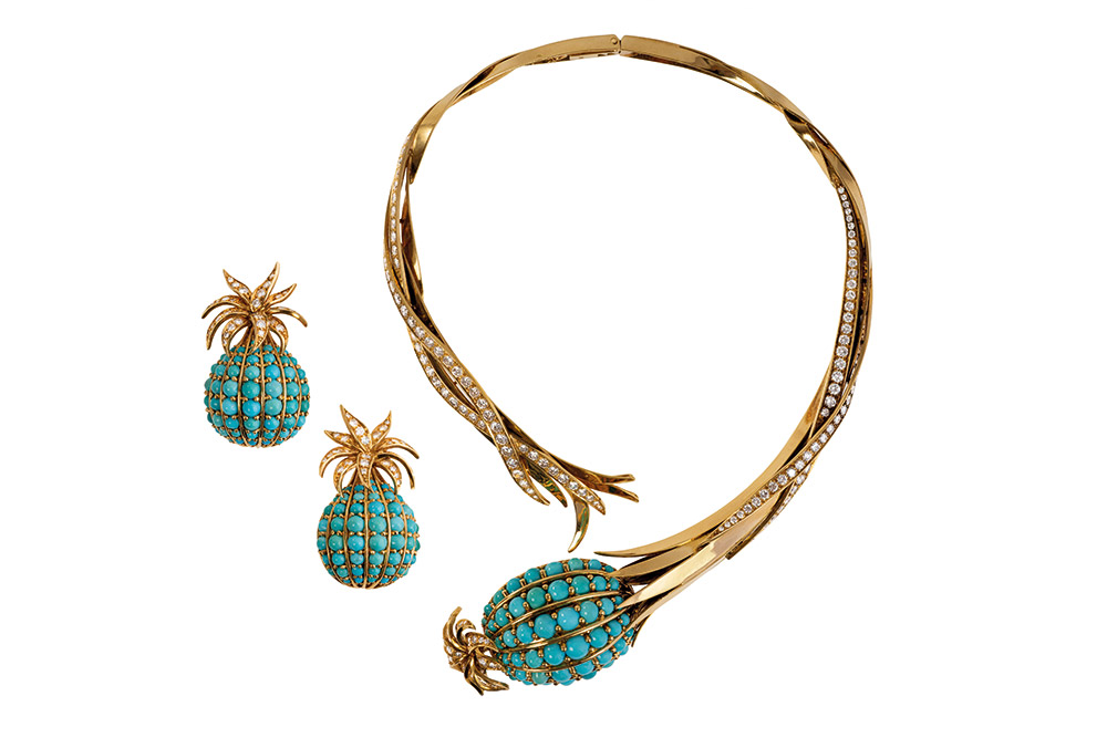 8-2023-Jewellery_Chaumet-007-Demi-parure-ananas