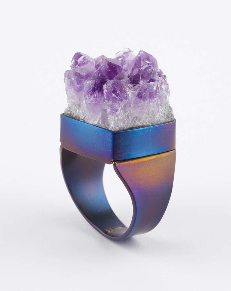 1-2024-Special_Buchtipp-Machacek_Ring