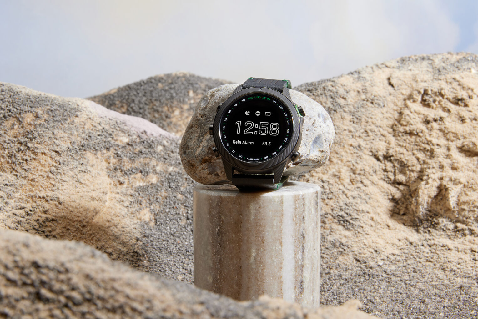 Inhorgenta24_Watchdesign_GarminMarqGolferCarbonEdition_Garmin