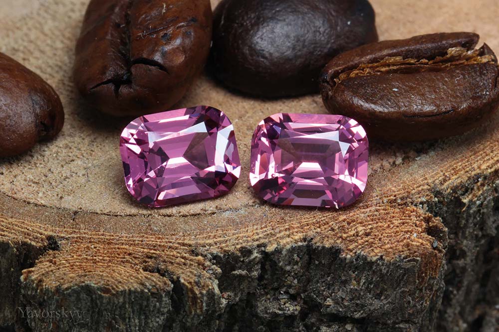 3-2024-GemGeneve_Etincelles_2-Vlad-Pink-spinels