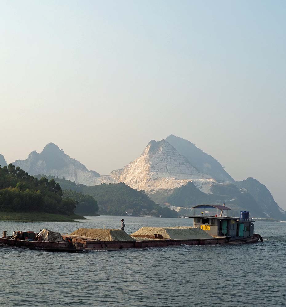 3-2024-Stones_Vietnamreise_Bild-Berge