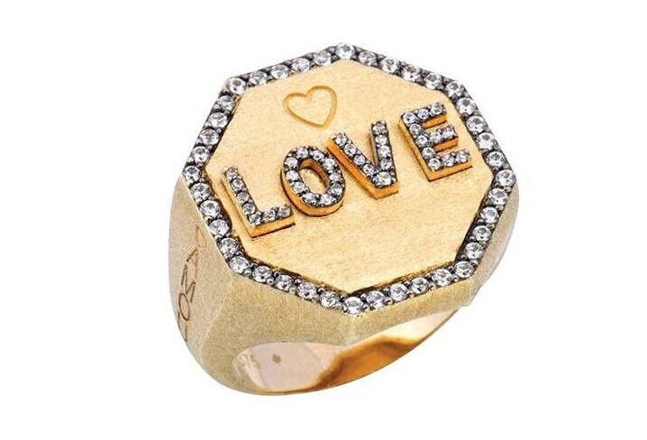 1-2025-Jewellery_010_Chevaliere_LOVE