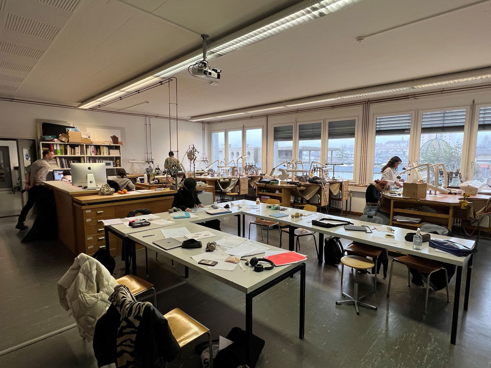 Trade_Les-Ecoles_Überblick_Goldschmiedeatelier_EAA